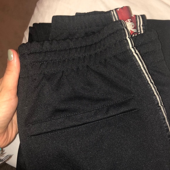 stylish playboy pants - Picture 3 of 3